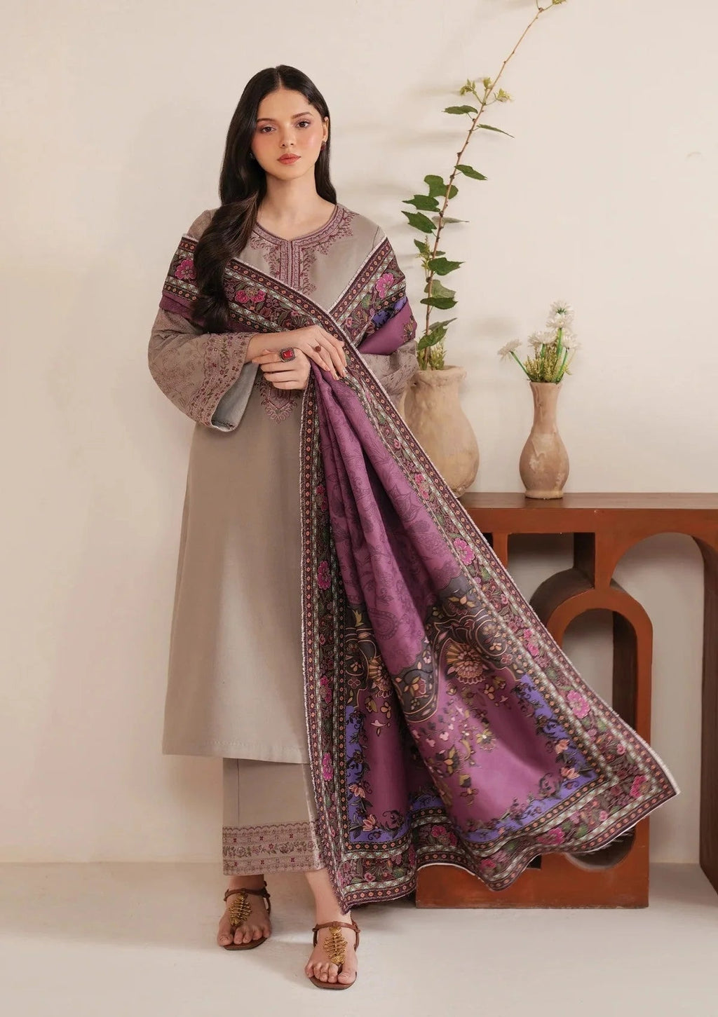 Jazmin 3 PIece Embroidered Lawn Suit DL-549