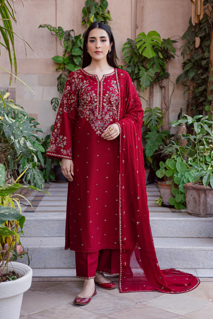 3 Piece - Unstitched Embroidered Lawn Fabric  DL-1005