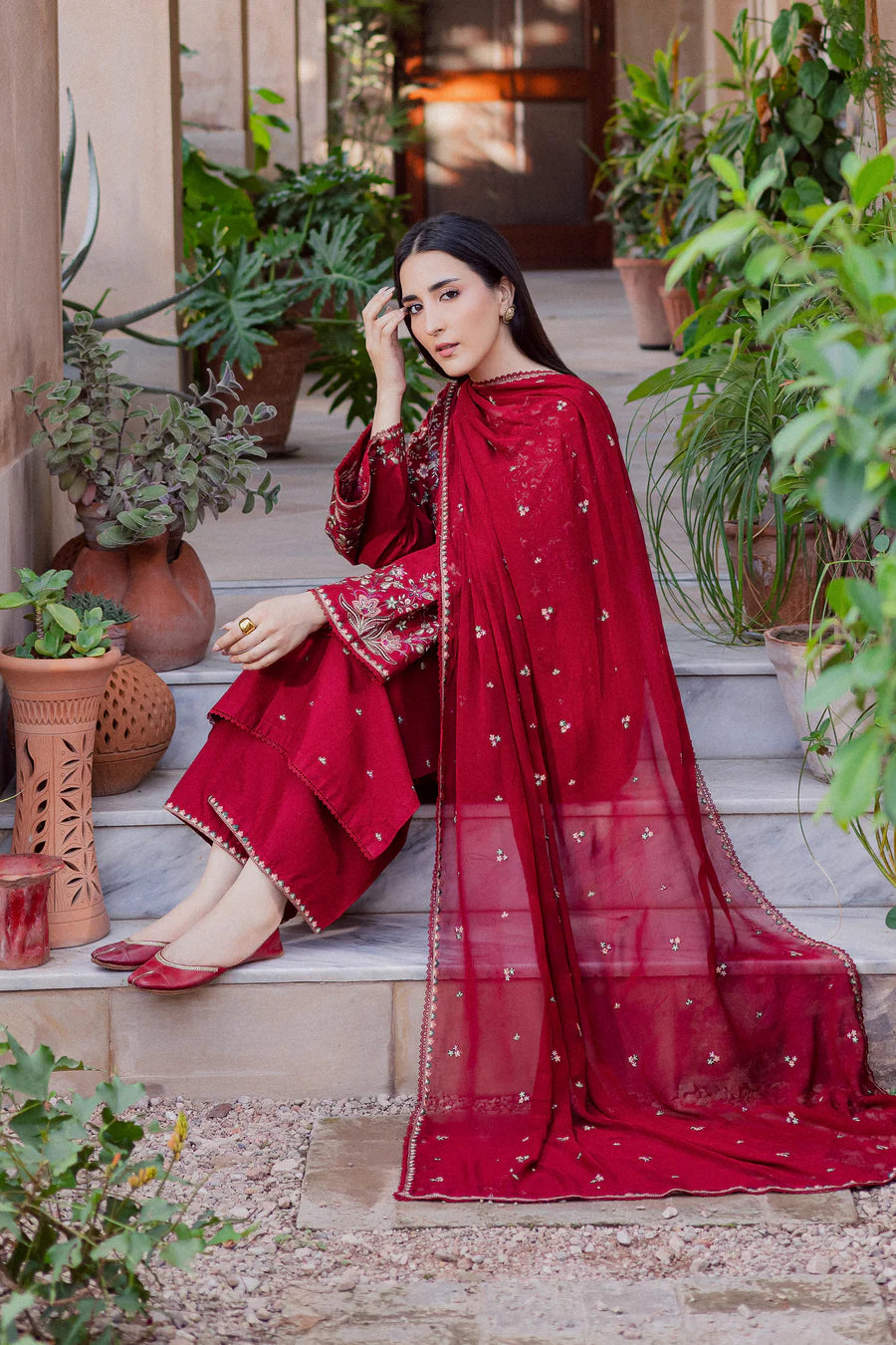 3 Piece - Unstitched Embroidered Lawn Fabric  DL-1005