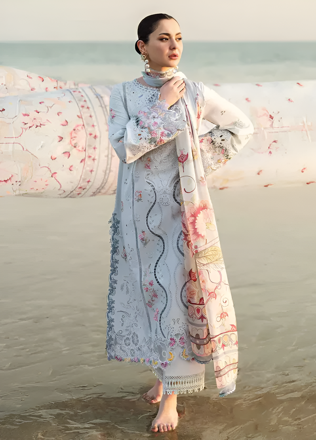 Qalamkar Chikenkari Embroidered 3 Piece Lawn DL-575