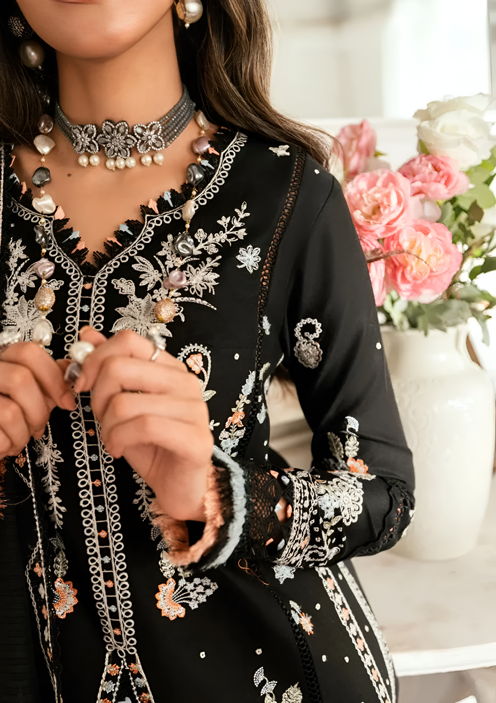 Qalamkar Embroidered lawn 3 Piece DL-3008