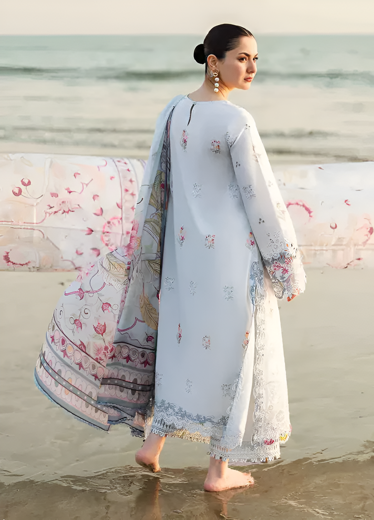 Qalamkar Chikenkari Embroidered 3 Piece Lawn DL-575