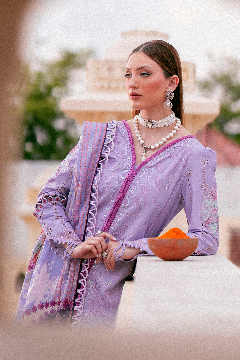 Zarposh Lawn 3 Piece Embroidered Suit DL-582