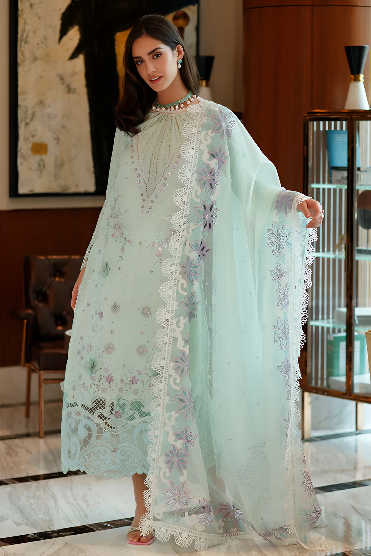 Mushq Embroidered lawn 3 Piece DL-3009