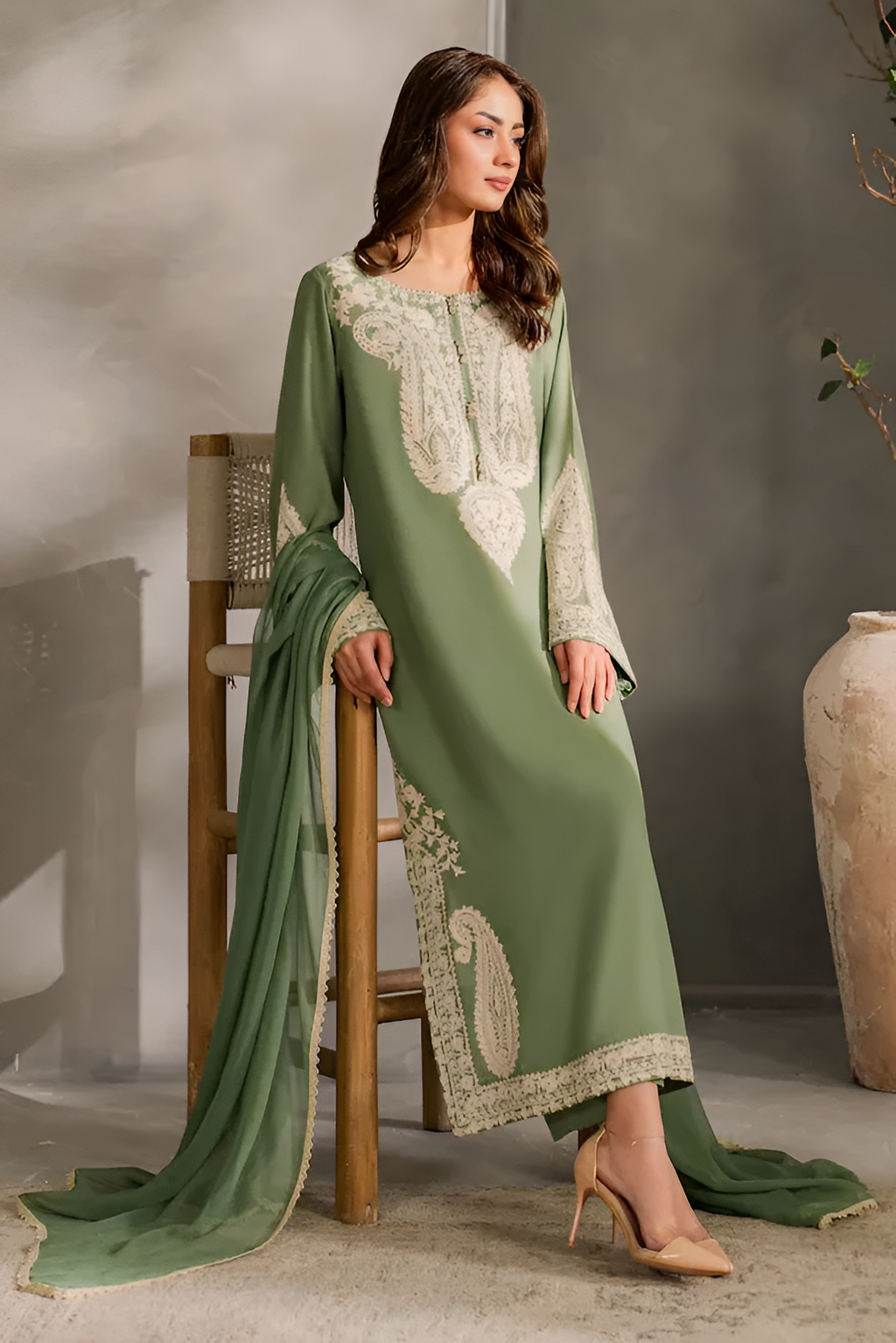 Dilkash Libas 3 Piece Embroidered Lawn DL-097