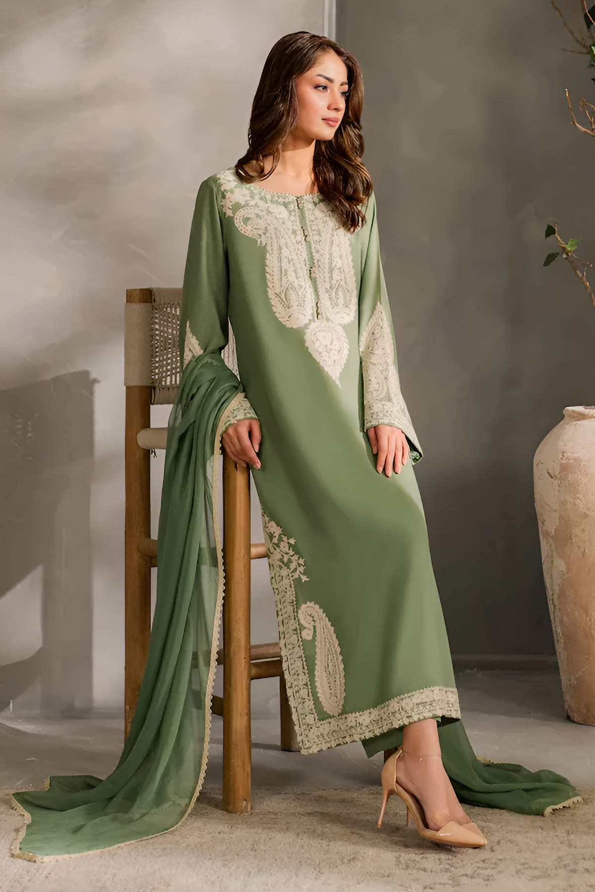 Dilkash Libas 3 Piece Embroidered Lawn DL-097