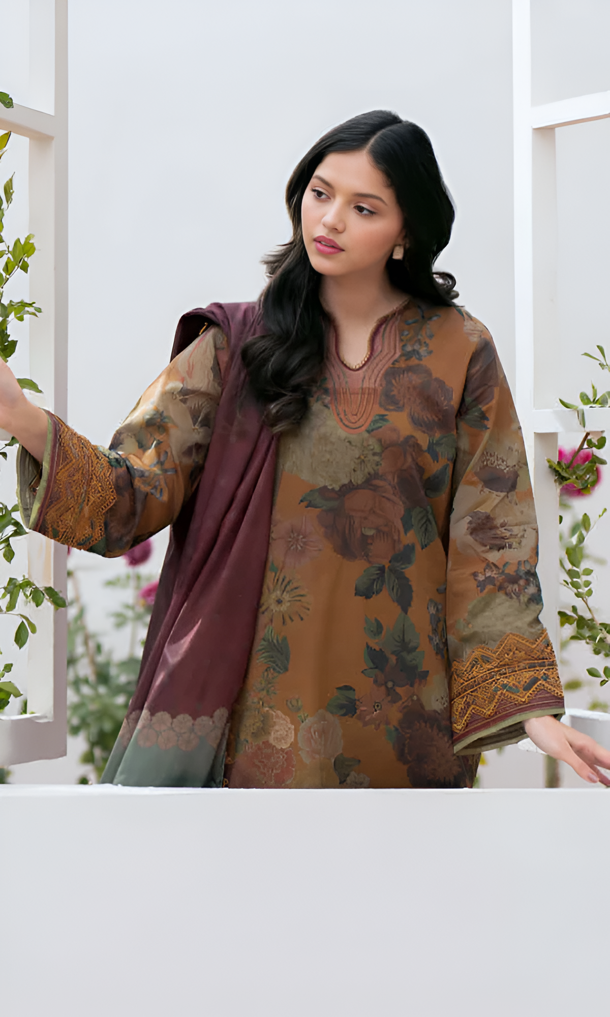 Baroque 3 Piece Lawn Suit DL-004