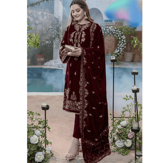 970-3PC Embroidered Velvet Dress With Velvet Shawl