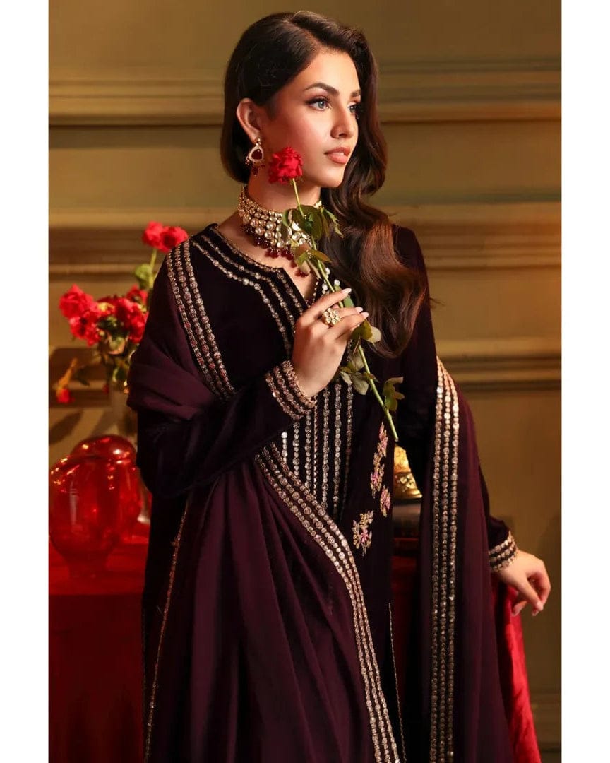 1022-3PC Velvet Embroidered Dress With Embroidered Chiffon Dupatta