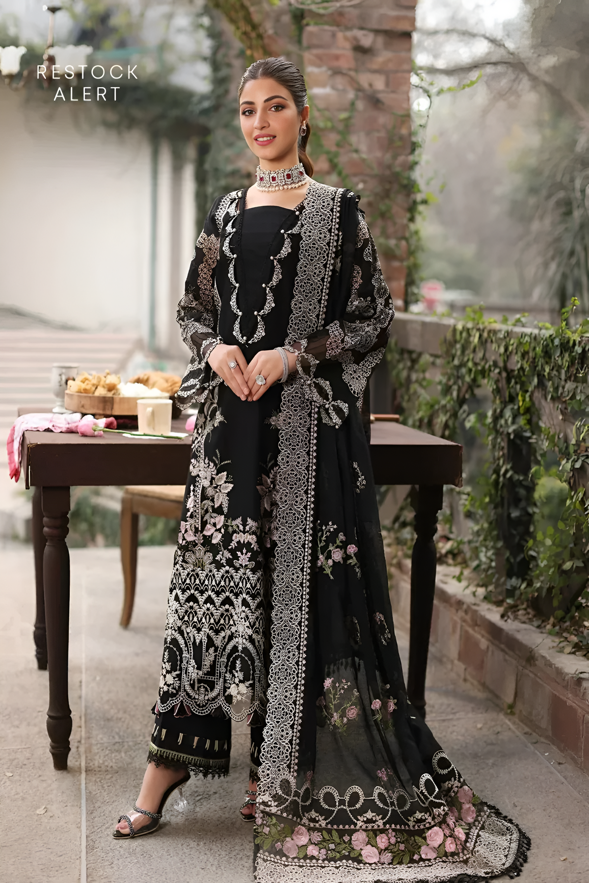 Dilkash Libas Embroidered Lawn 3 Piece DL-4032