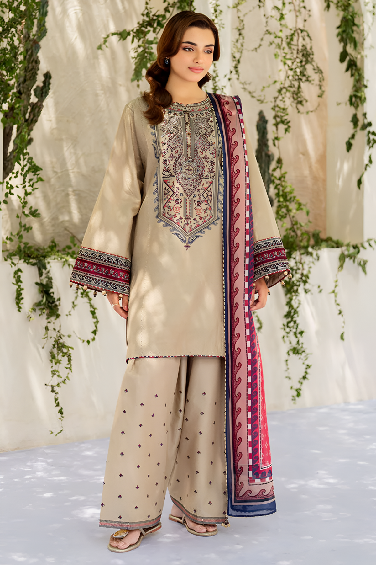 Dilkash Libas 3 Piece Embroidered Lawn DL-1013