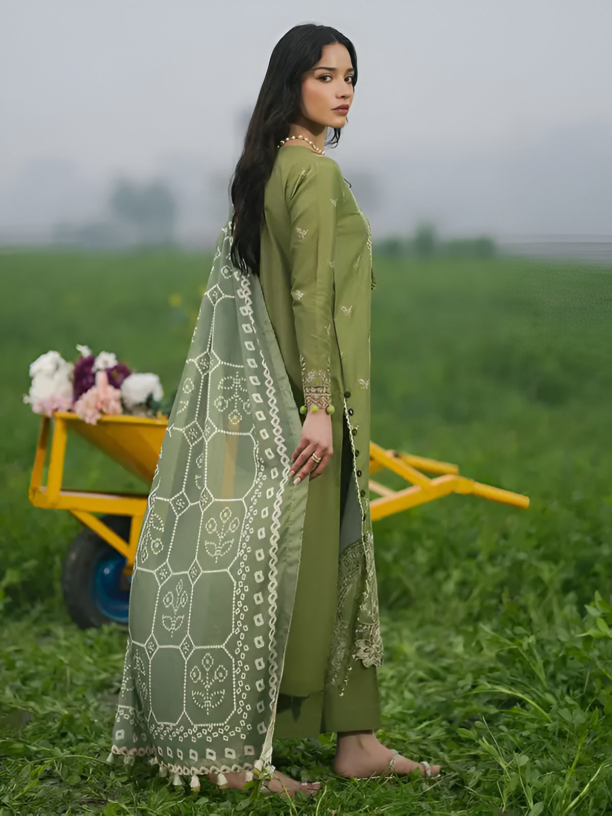 IZEL Summer 3PC Lawn Embroidered Suit - IZ288