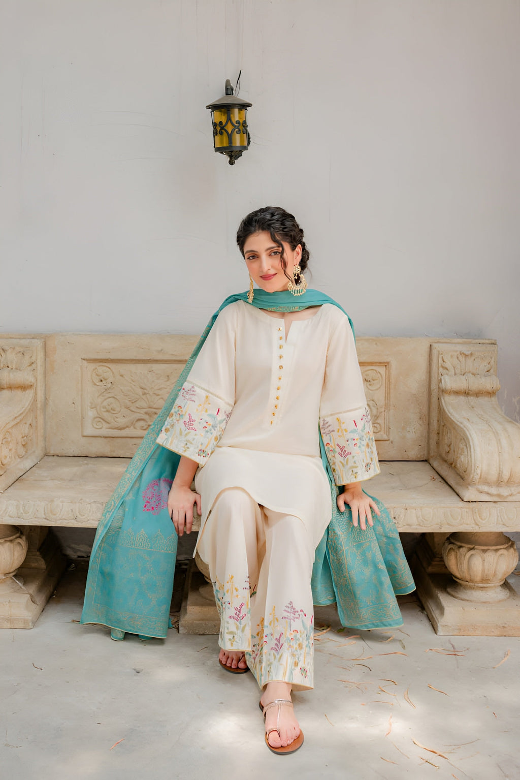 Dilkash Libas Embroidered 3 Piece Lawn DL-3018