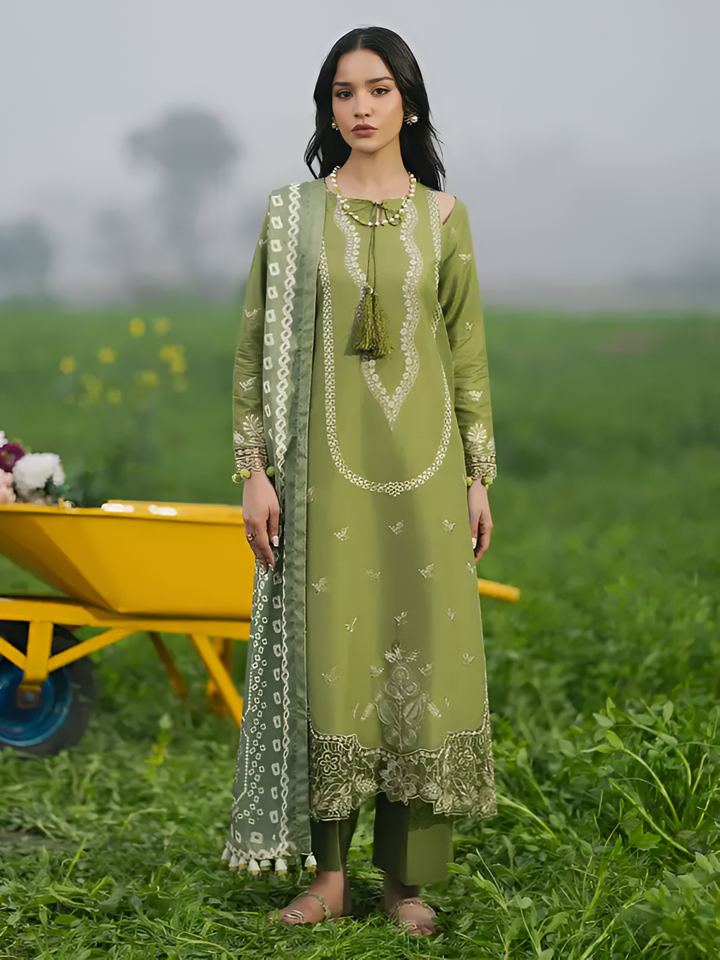 IZEL Summer 3Pcs Lawn Embroidered Suit DL-3055