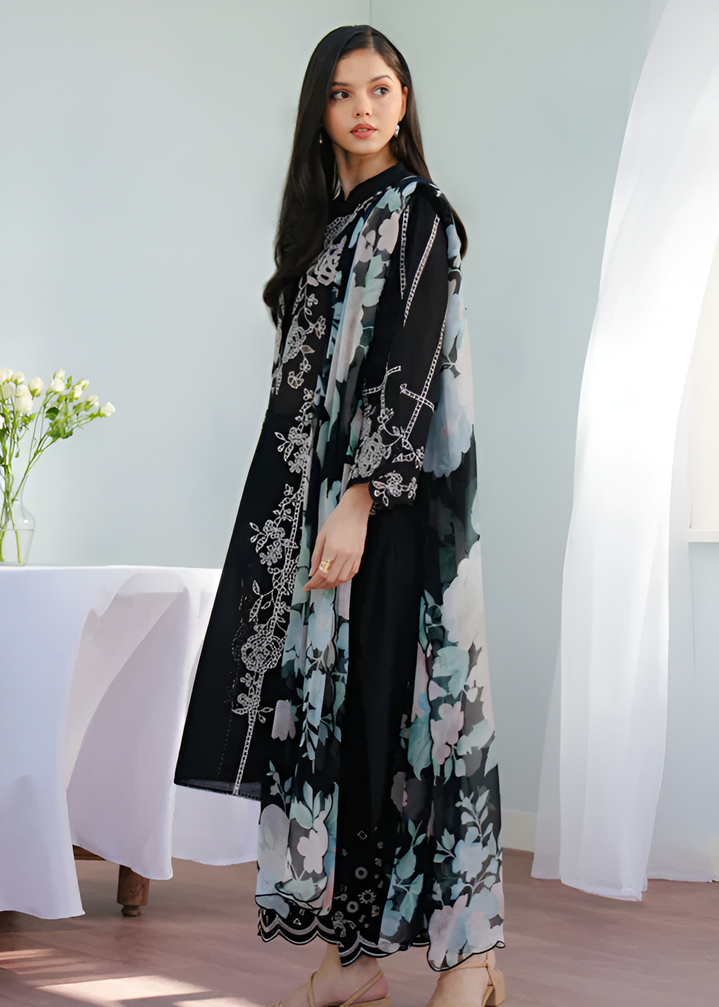 COCO Embroidered lawn 3 Piece DL-3007