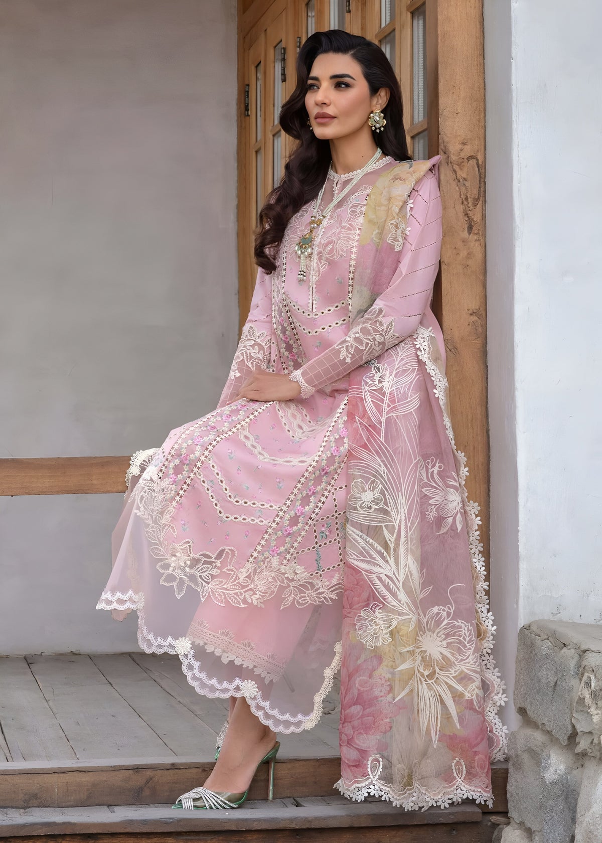 Crimson Luxury Lawn Embroidered 3 Piece DL-103