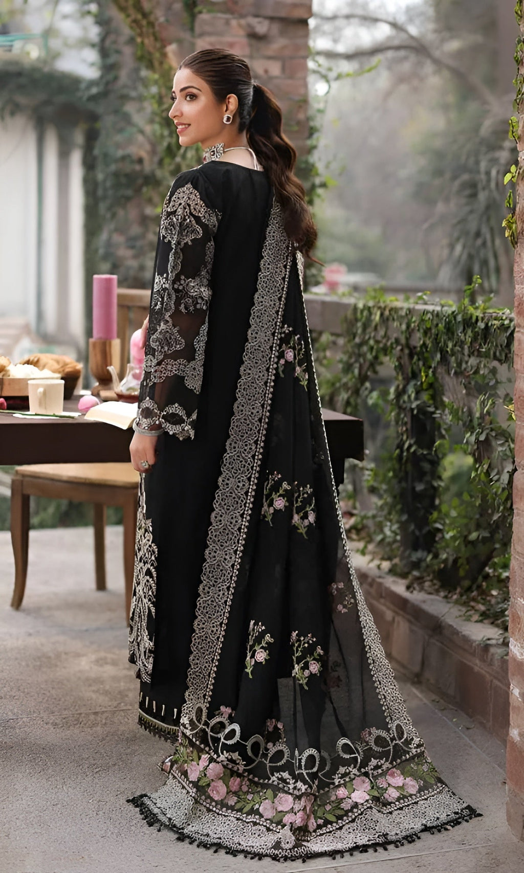 Dilkash Libas Embroidered Lawn 3 Piece DL-4032