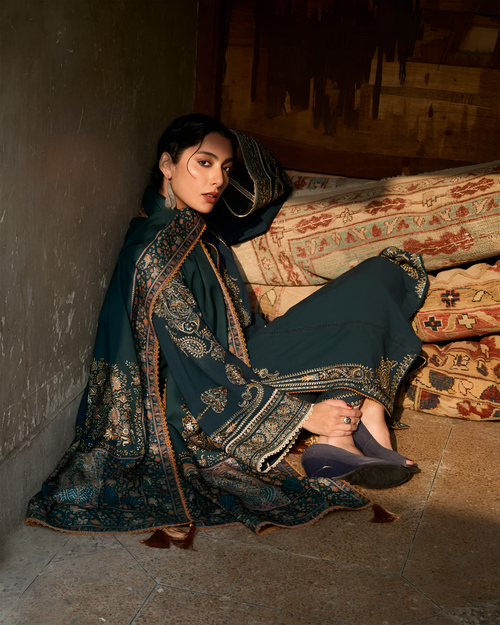 Bareeze Embroidered 3 Piece Lawn DL-3003
