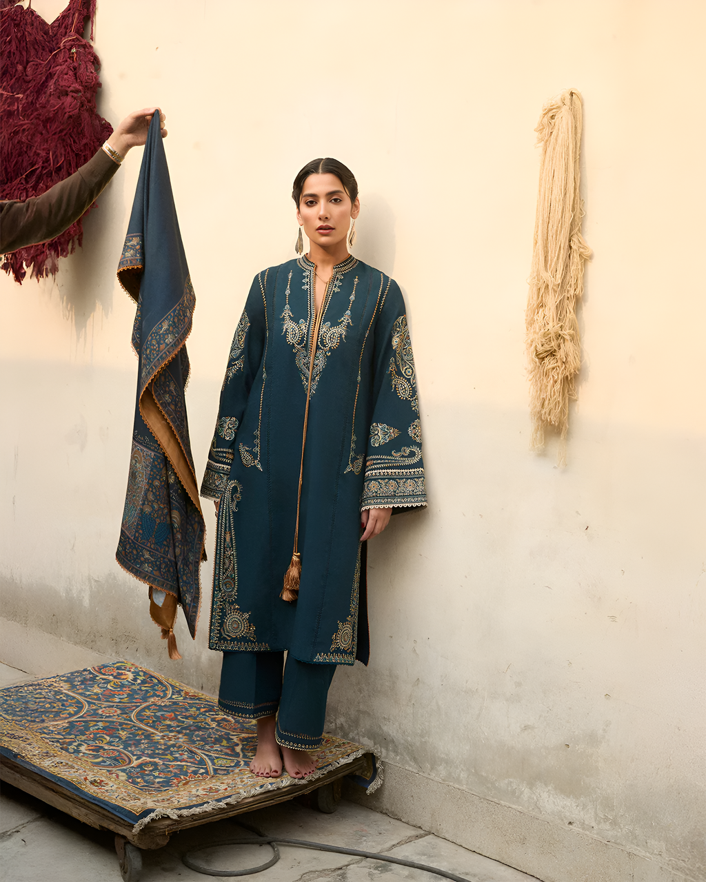 Bareeze Embroidered 3 Piece Lawn DL-3003